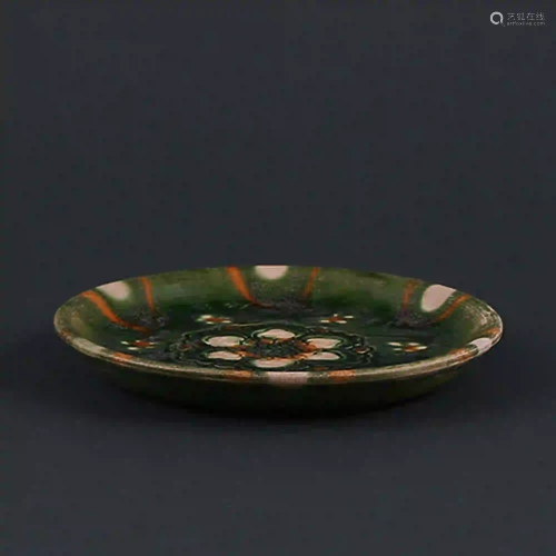 Three-color plate of Gongxian Kiln in Tang Dynasty