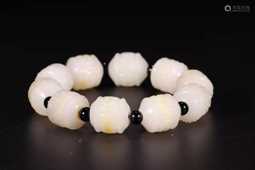 HETIAN JADE BRACELET