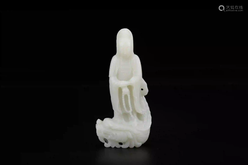 HETIAN WHITE JADE GUANYIN BUDDHA