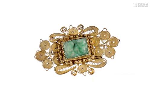 A CHINESE JADE SET BROOCH