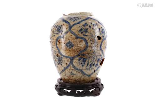 AN EASTERN CERAMIC DOUBLE GOURD VASE AND OTHER ITEMS