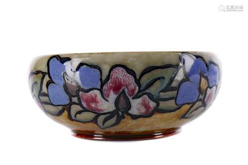 A ROYAL DOULTON STONEWARE FRUIT BOWL