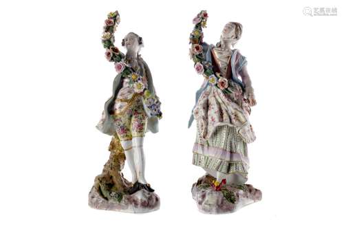 A PAIR OF 19TH CENTURY CONTINENTAL FIGURES