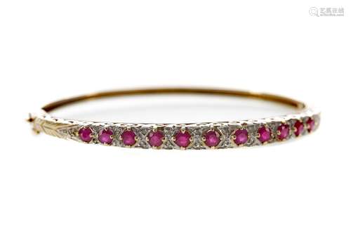 A RED GEM SET AND DIAMOND BANGLE