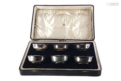 A SET OF SIX SILVER FINGER BOWLS