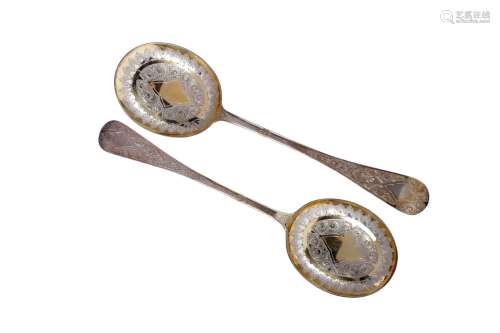 A PAIR OF VICTORIAN SILVER SERVING SPOONS ALONG WITH TWO CASED SETS