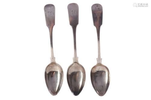 A SET OF THREE SCOTTISH SILVER TEASPOONS