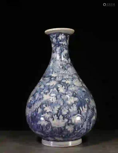 Chinese Blue and White Porcelain Vase