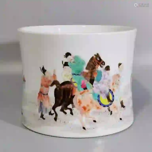 Qing Chinese Famille Rose Porcelain Brushpot