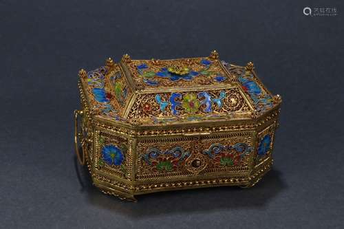 A Gilt Silver Enameling Blue Lotus Pattern Box With Lid