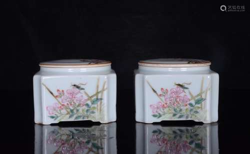 Pair Of Porcelain Famille Rose Floral&Bird Boxes