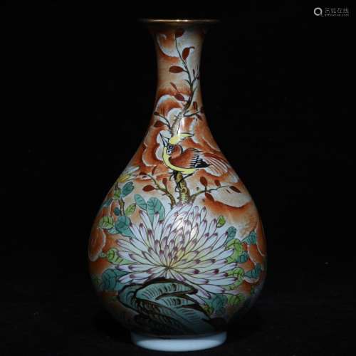 A Porcelain Ru Kiln Famille Rose Yuhuchunping Vase