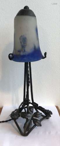 Lampe 1920 Chapeau en pâte de verre aux teintes b…