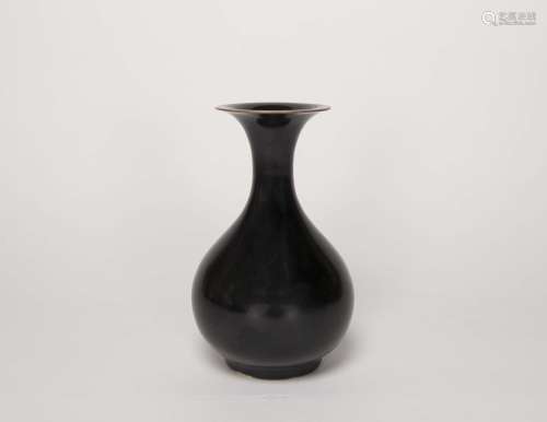 宋代-定窯黑釉小瓶