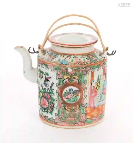 Chinese Rose Medallion Tea Pot