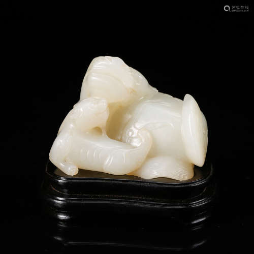 Chinese White Jade Carved Foolions