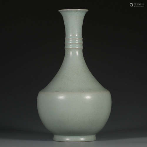 Chinese Ru Yao Style Porcelain Vase