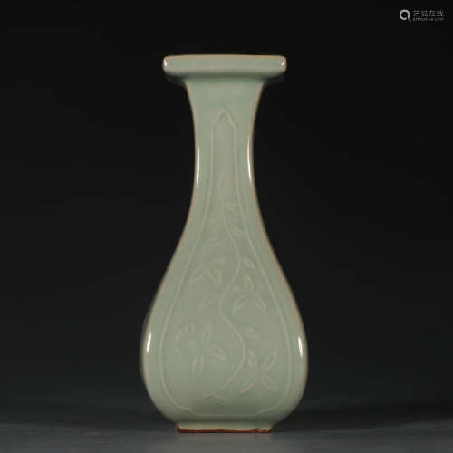 Chinese Longquan Celadon Glazed Porcelain Vase