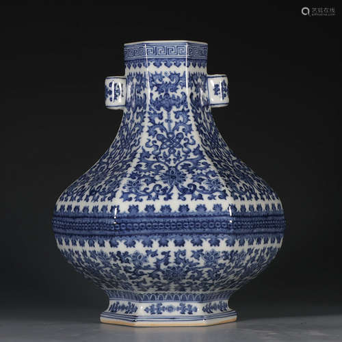 Chinese Blue White Porcelain Vase