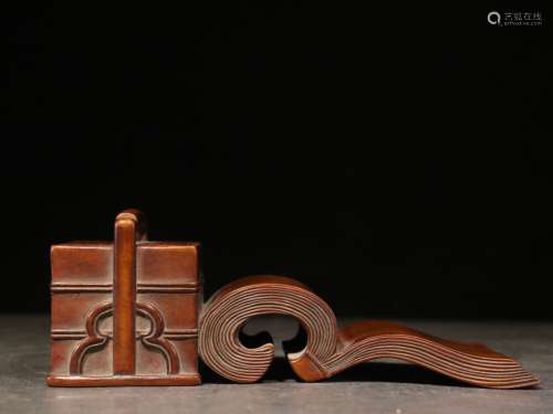 黄杨木雕刻提盒书型摆件