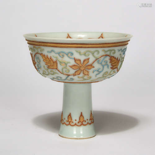 Chinese Engraved Patterns Gold Painted Stem Bowl