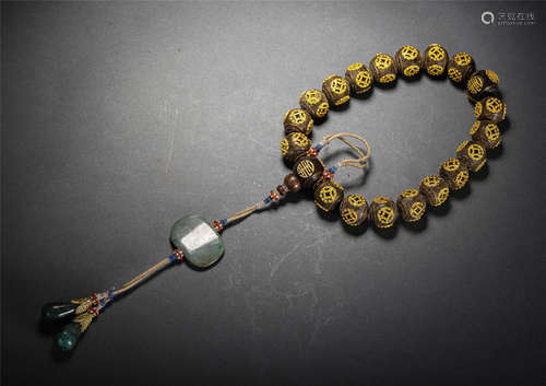 Chinese Gilt Silver Inlaid Agalwood Beads Hand-Hold Rosary