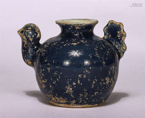 Chinese Blue Glaze Chicken-Head-Shape Porcelain Jar