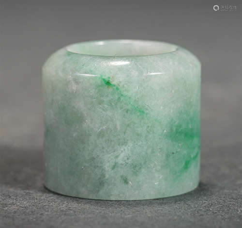 Chinese Jadeite Jade Thumb Ring