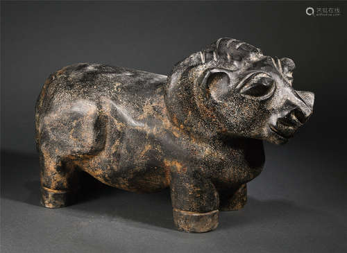 Chinese Stone Carved Auspicious Beast Ornament