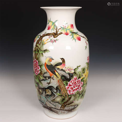 Chinese Famille Rose Flower Bird Porcelain Vase