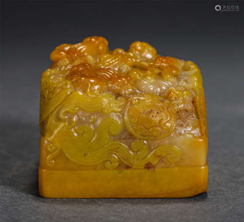 Chinese Yellow Soap Stone Carved Beast Pattern Seal