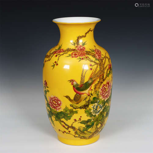 Chinese Golden Ground Famille Rose Porcelain Vase W/ Flower-Bird Patterns