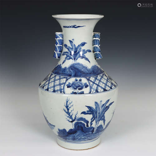 Chinese Blue White Double Handle Flowers Vase