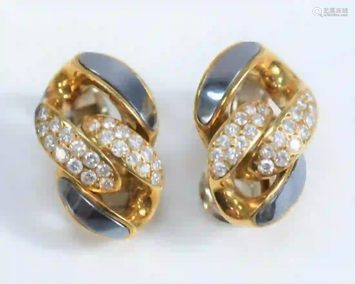 Pair of 18 Karat White and Yellow Gold Earrings set