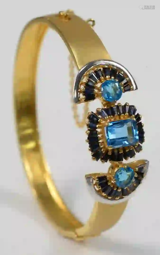 22 Karat Gold Bangle Style Bracelet set with three blue