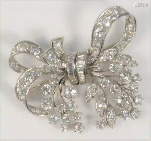 Platinum Diamond Brooch ribbon-style top, with branches