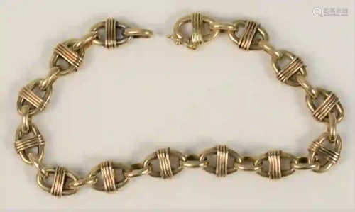 14 Karat Gold Bracelet with large links length 8 inches