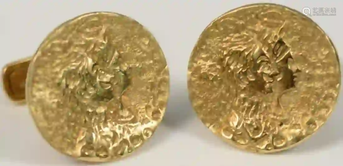 Pair of 18 Karat Gold Cufflinks in form of ancient