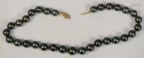 Black Pearl Necklace length 15 1/2 inches 10.1 - 12.5