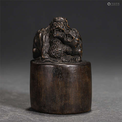 Chinese Agarwood Carved Beast Handle Round Seal