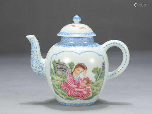 Chinese Western Style Enamel-Painted Porcelain Teapot