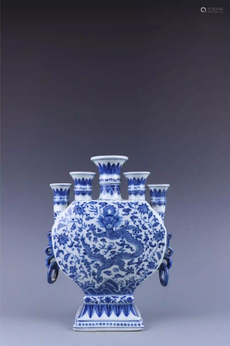 CHINESE PORCELAIN BLUE AND WHITE DRAGON FIVE MOUTH