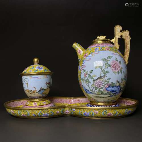 Famille Rose Enameled Gilt Bronze Teapot Set with Mark