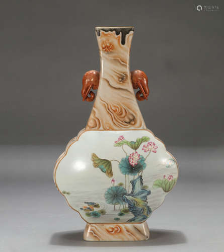 Chinese Famille Rose Double Handle Porcelain Flat Vase