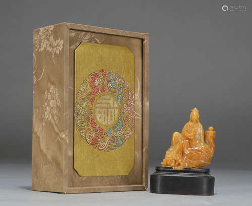 Chinese Shoushan Yellow Soap Stone Carved Guanyin Ornament