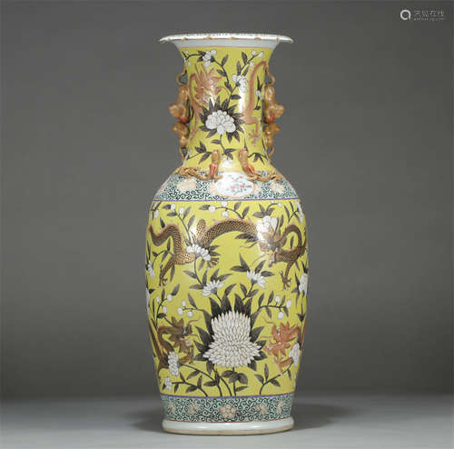 Chinese Yellow Glaze Plain Tricolor Dragon Pattern Vase