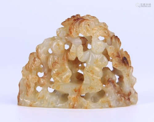 HETIAN JADE PENDANT HOLLOW CARVED WITH FIGURE