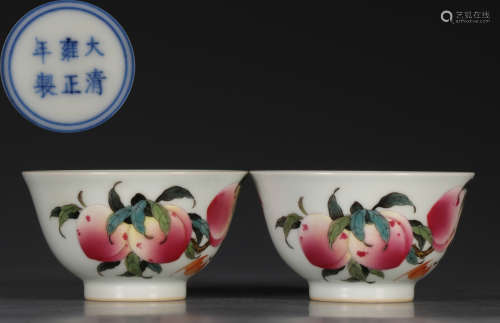 DAQINGYONGZHENGNIANZHI MARK FAMILLE ROSE GLAZE CUP PAIR