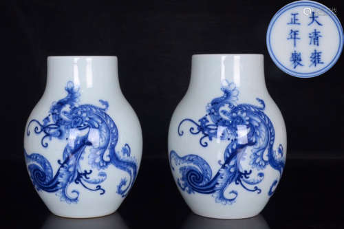 PAIR OF BLUE&WHITE GLAZE JAR PAINTED WITH FLOWER
