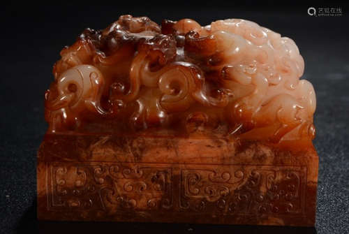 ANTIQUE JADE SEAL CARVED WITH BEAST